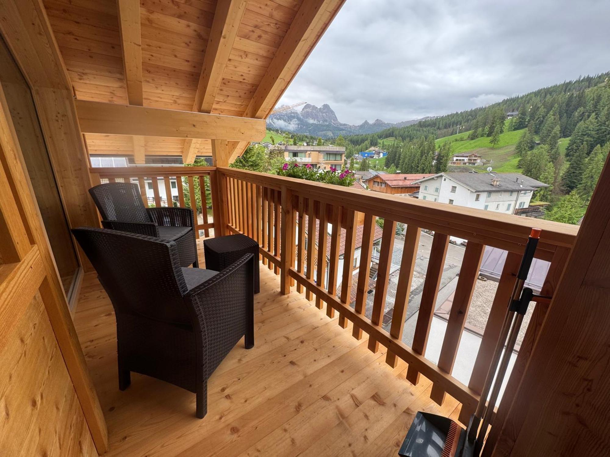 Residence Vajolet San Cassiano Экстерьер фото